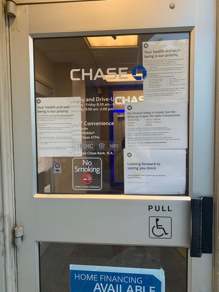CHASE BANK Updated April 2024 32 Jericho Tpke, Mineola, New York