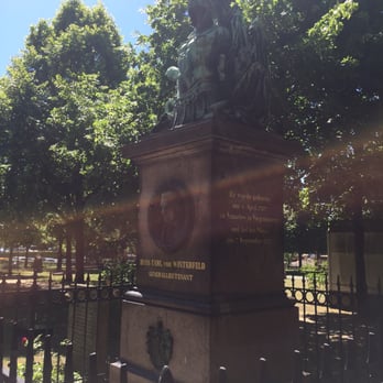 Invalidenfriedhof - Funeral Services & Cemeteries Near Me - Berlin, BE