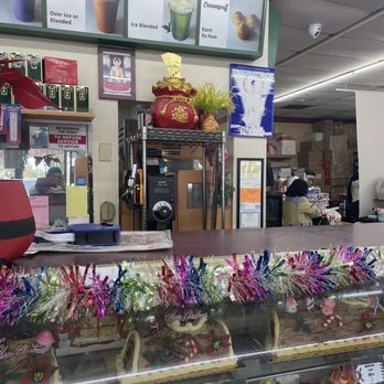 Van's Bakery - The Counter - Bakeries Near Me - Garden Grove, California