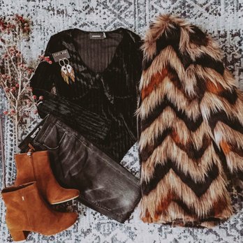RusticThread Boutique - Women's Clothing Near Me - Fort Collins, Colorado