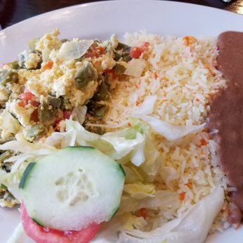 Santa Ana Cafe - Scrambled eggs with cactus - Mexican Near Me - Las Vegas, Nevada