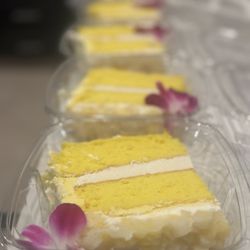 Kalani Kakes - Forgetful Lucy - inspired by pineapple dole whip - pineapple chiffon, pineapple whip, pineapple chunks