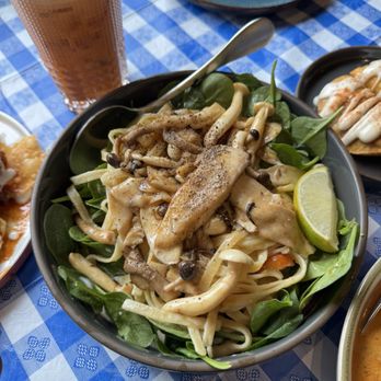 Norah - Coconut Mushroom Fettuccine - Vegan Near Me - Portland, Oregon Norah - Coconut Mushroom Fettuccine - Vegan Near Me - Portland, Oregon
