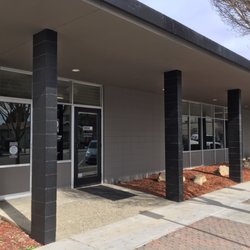 Mandego Apparel - Mandego's Facade