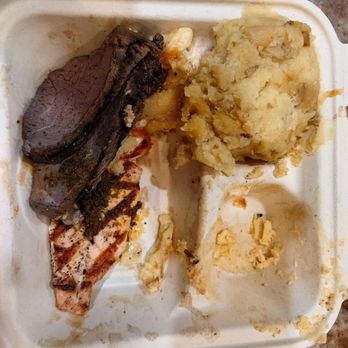 Bushfire Kitchen - Del Mar - Surf N Turf? $25 and 20 mins late. Even the server said it was the worst surf N Turf he'd ever seen. - American Near Me - Del Mar, California