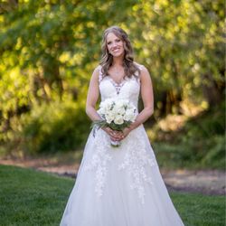 Elite Dress Bridal - The dress