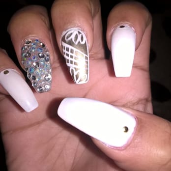 Beverly Hills Nails - New year's nails - Nail Salons Near Me - Pittsburgh, Pennsylvania