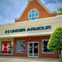 Under Armour Factory House - Entrance