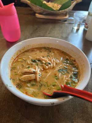 Banh-Sen Street Food & Noodle Bar by null