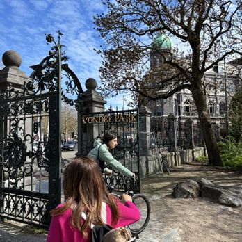 Vondelpark - Entrance - Parks Near Me