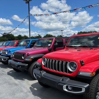 Brown-Daub Dodge Chrysler Jeep RAM - Car Dealers Near Me - Bath, Pennsylvania Brown-Daub Dodge Chrysler Jeep RAM - Car Dealers Near Me - Bath, Pennsylvania