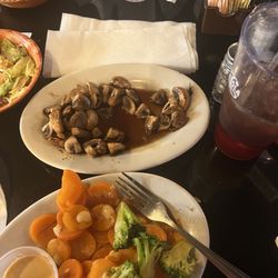 I don't eat meat. When i told her she just looked at me. Food wasn't bad at all it was mostly the service.
