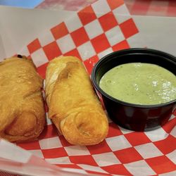 Duck's Pizza - Tequeños with a guasacaca sauce.