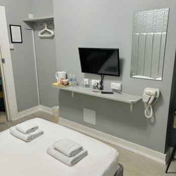 Swinton Hotel - Swinton Hotel London_yelp_Sanju-3 - Hotels Near Me - London, XGL