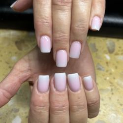 Mimi's Nails - Pink & white ombré gel.