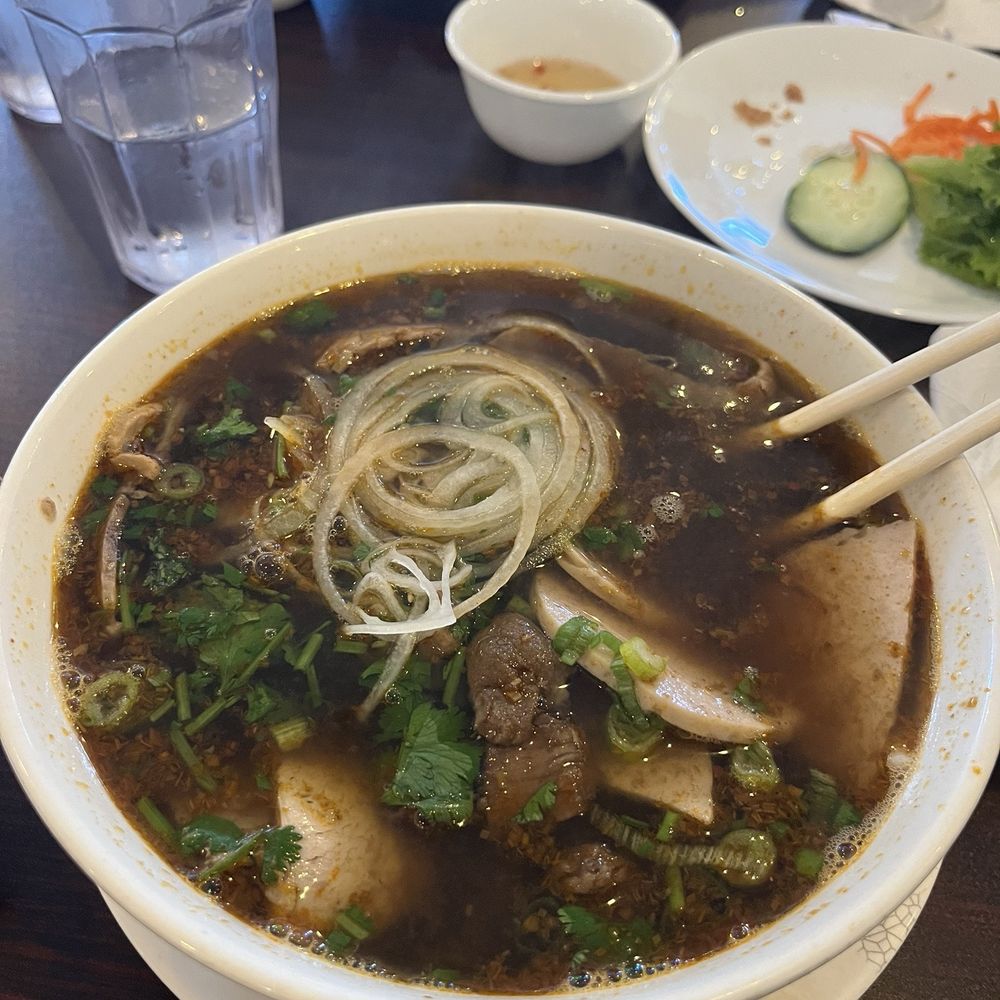 Kim Huong - Vietnamese Near Me - Salem, Oregon