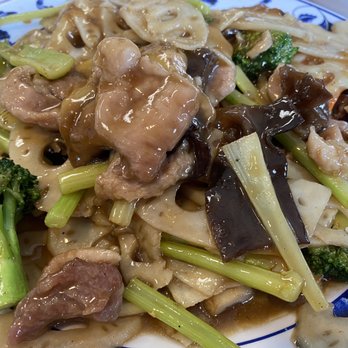 Golden Horse - Lotus Root, Wood Ear Fungus, Chinese Celery - Chinese Near Me - Portland, Oregon Golden Horse - Lotus Root, Wood Ear Fungus, Chinese Celery - Chinese Near Me - Portland, Oregon