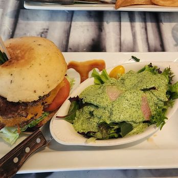 Hash House A Go Go - Hamburger & Salad - Breakfast & Brunch Near Me - San Diego, California Hash House A Go Go - Hamburger & Salad - Breakfast & Brunch Near Me - San Diego, California