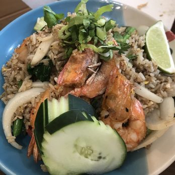 DAKZEN - Shrimp fried rice!!! - Thai Near Me - Somerville, Massachusetts