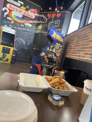 Hero Or Villain Deli: HQ by null