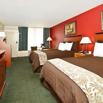 Mountain View - MH MountainView Covington VA Guestroom TwoDouble - Hotels Near Me - Covington, Virginia