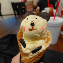 This is the "panda ice cream", its really good! This is the "panda ice cream", its really good!
