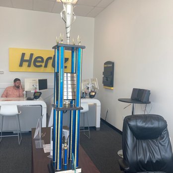 Hertz Rent A Car - It's Hertz! - Car Rental Near Me - Houston, Texas Hertz Rent A Car - It's Hertz! - Car Rental Near Me - Houston, Texas