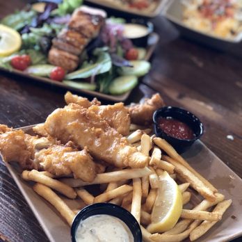 Encinitas Fish Shop - Fish & Chips, Opah Plate, Tacos - Seafood Near Me - Encinitas, California