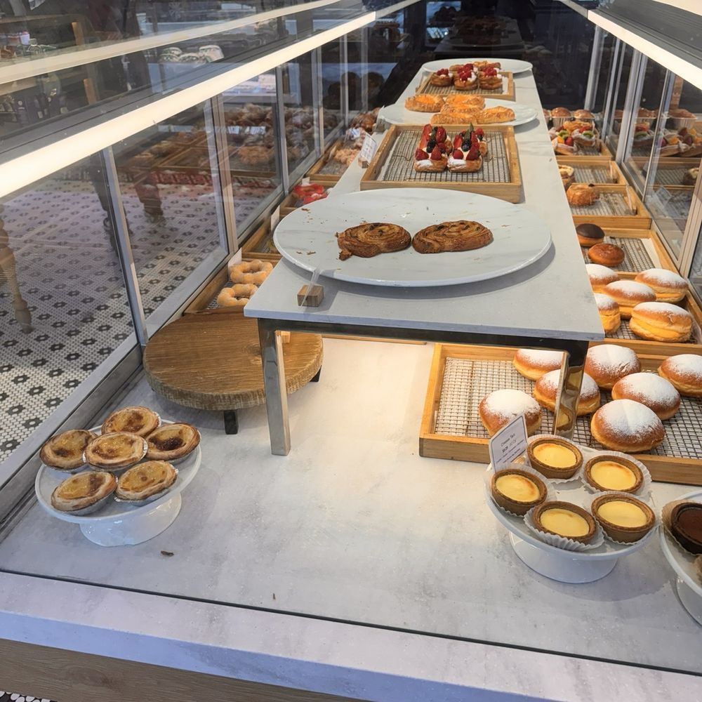 Paris Baguette - Bakeries Near Me - Ridgewood, New Jersey