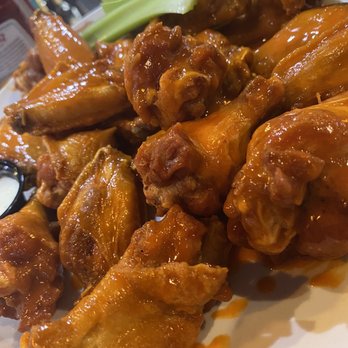 Miller's Ale House - Fresh Chicken Wings - Sports Bars Near Me - Davie, Florida