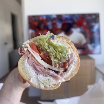 LOU’S ITALIAN SPECIALTIES - Updated July 2024 - 317 Photos & 253