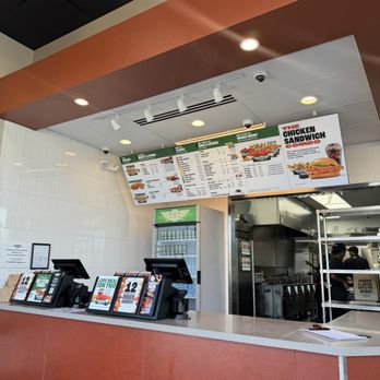 Wingstop - Chicken Wings Near Me - Tonawanda, New York