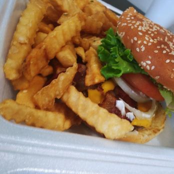 Joe's Grill Express - Bacon cheeseburger with fries - fries really good - American Near Me - Honolulu, Hawaii Joe's Grill Express - Bacon cheeseburger with fries - fries really good - American Near Me - Honolulu, Hawaii