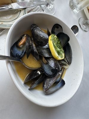 Jamila's Cafe by null