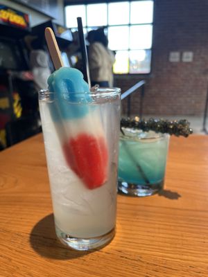 16-Bit Bar+Arcade by null