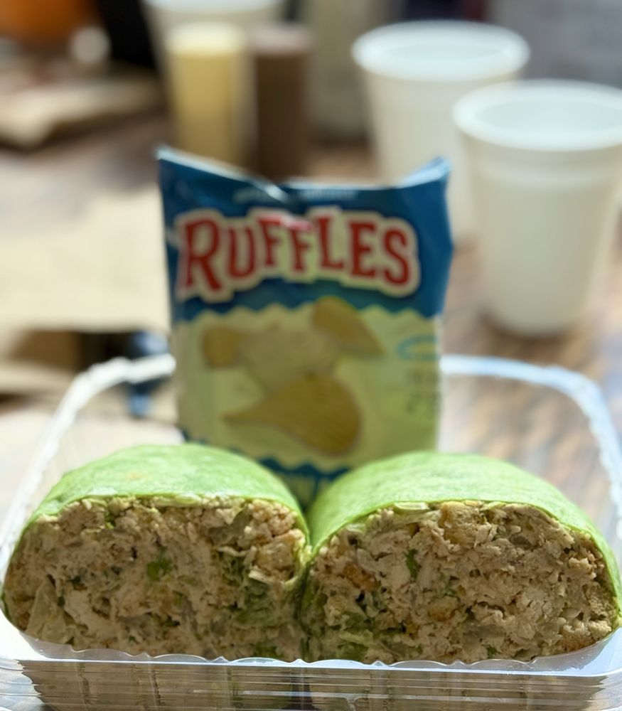 Food from Vinny's Cafe