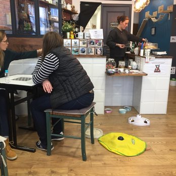 Café Moustache - Themed Cafes Near Me - Rouen, 76