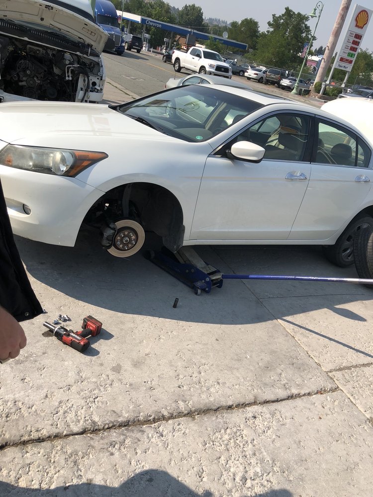 BILL ACKERMAN TIRE CENTER Updated August 2024 83 Main St, Weed