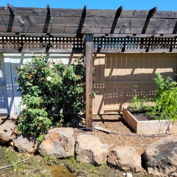 Maloney Handyman Services - Fence painting - Handyman Near Me - Redding, California Maloney Handyman Services - Fence painting - Handyman Near Me - Redding, California