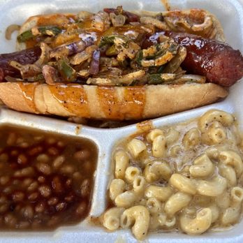 The Rex - Food truck Friday - Moore's Drunken Dog with baked beans and Mac n Cheese - Food Trucks Near Me - Millbrook, Alabama