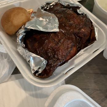 Hoggs Gourmet Grill - Barbecued rib and chicken combo. - Barbeque Near Me - Moreno Valley, California Hoggs Gourmet Grill - Barbecued rib and chicken combo. - Barbeque Near Me - Moreno Valley, California