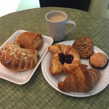 Boosalis Baking and Cafe - Bakeries Near Me - Dayton, Ohio