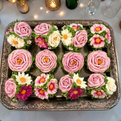The Blooming Cupcake