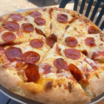 Alfonso´S Pizza - Pepperoni pizza - Italian Near Me - Ensenada, BCN