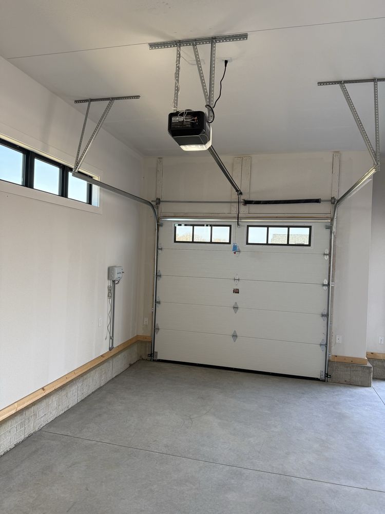 Surelift Garage Door Solutions - Garage Door Contractor in Grimes, IA