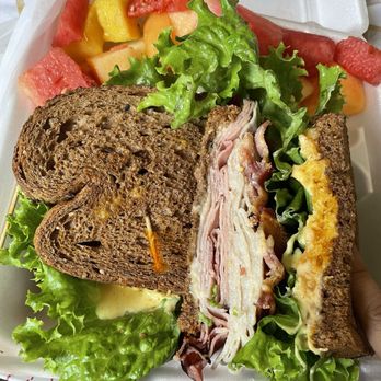 Vida Juice - It's missing the tomato but this BLT was delicious - Desserts Near Me - Long Beach, California Vida Juice - It's missing the tomato but this BLT was delicious - Desserts Near Me - Long Beach, California