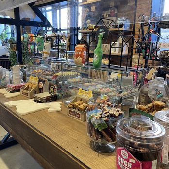 Doggieville Mtl - Snacks - Pet Boarding Near Me - Montreal, Quebec Doggieville Mtl - Snacks - Pet Boarding Near Me - Montreal, Quebec