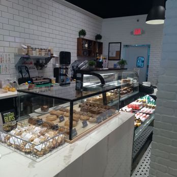 Crema Gourmet  - Pastry - Breakfast & Brunch Near Me - Davie, Florida