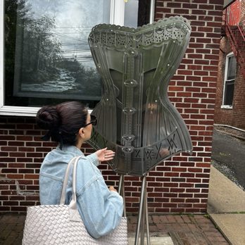 Gallery Piquel - New Hope - Art Galleries Near Me - New Hope, Pennsylvania Gallery Piquel - New Hope - Art Galleries Near Me - New Hope, Pennsylvania