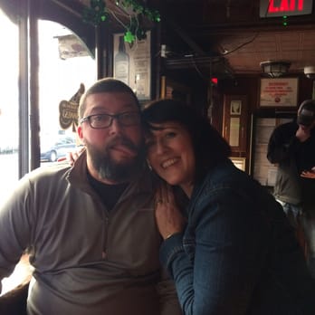 Pippin's Tavern - Irish Pub Near Me - Chicago, Illinois